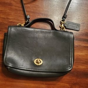 Vintage Coach crossbody mini purse